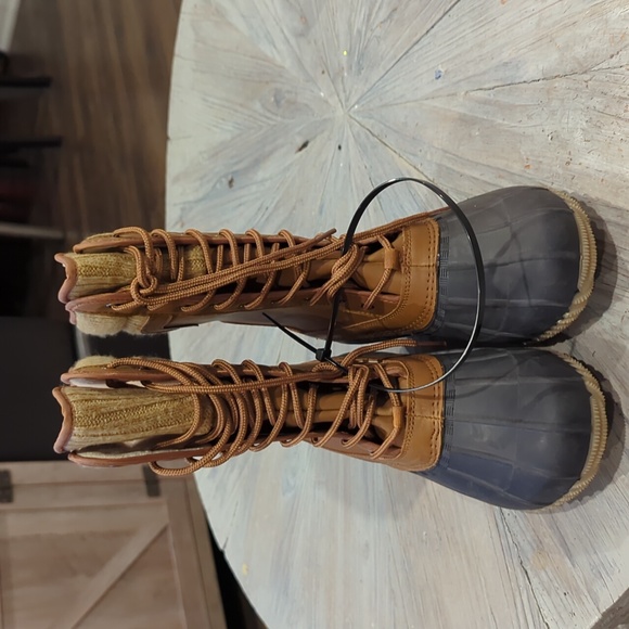 NEW Refresh, Cognac Hunter Boot - Picture 3 of 8